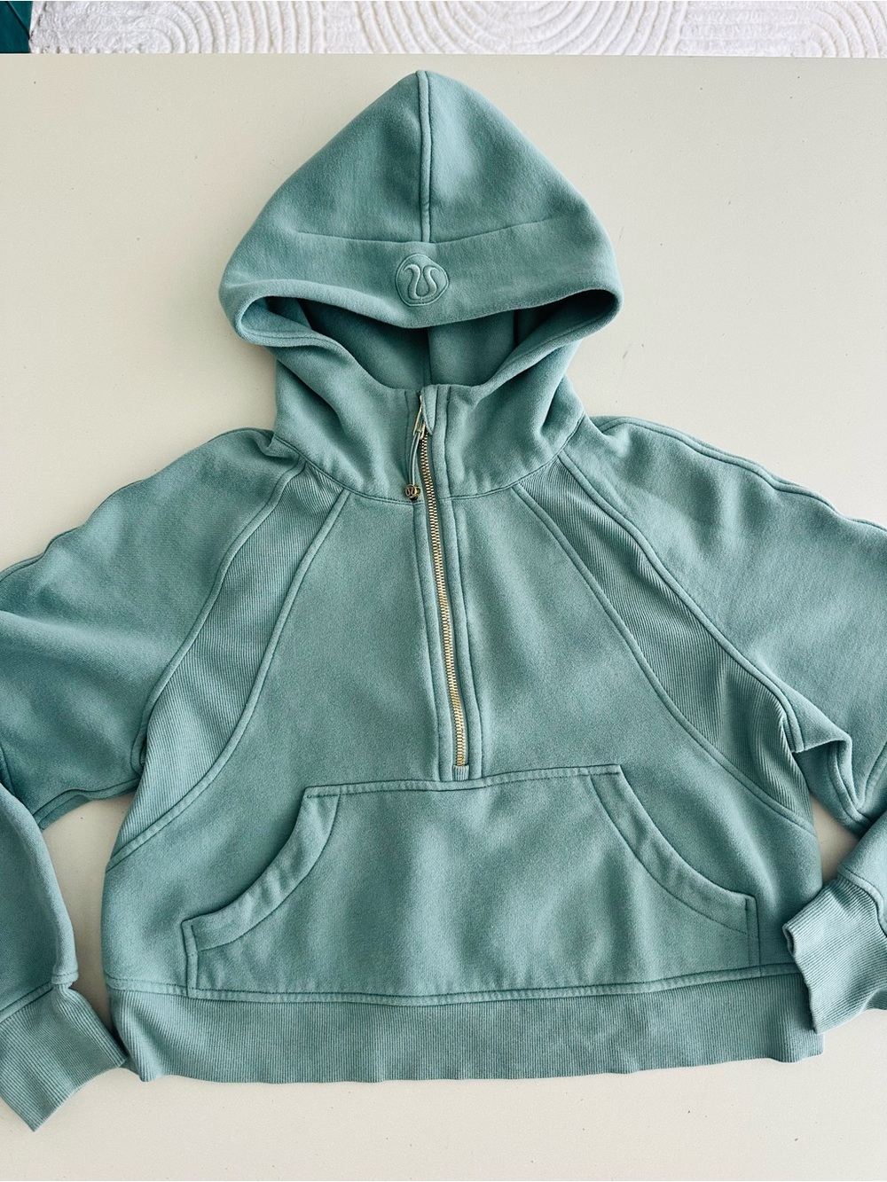 Lululemon Scuba Oversize Half-Zip Hoodie Women’s size XS/S Gold Zip